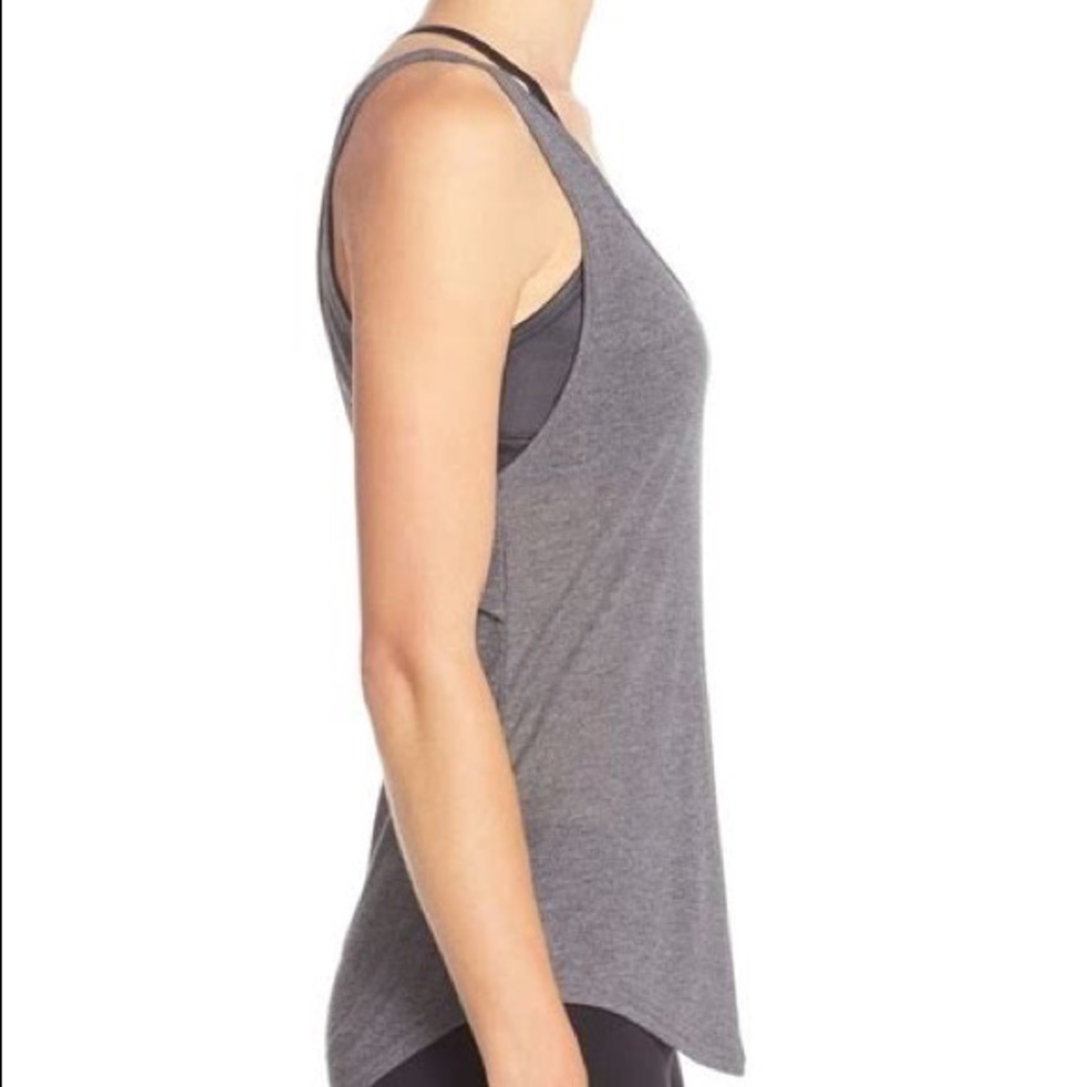 ~🎉HP🎉~ ALO YOGA Ribbed Tank - Picture 4 of 4